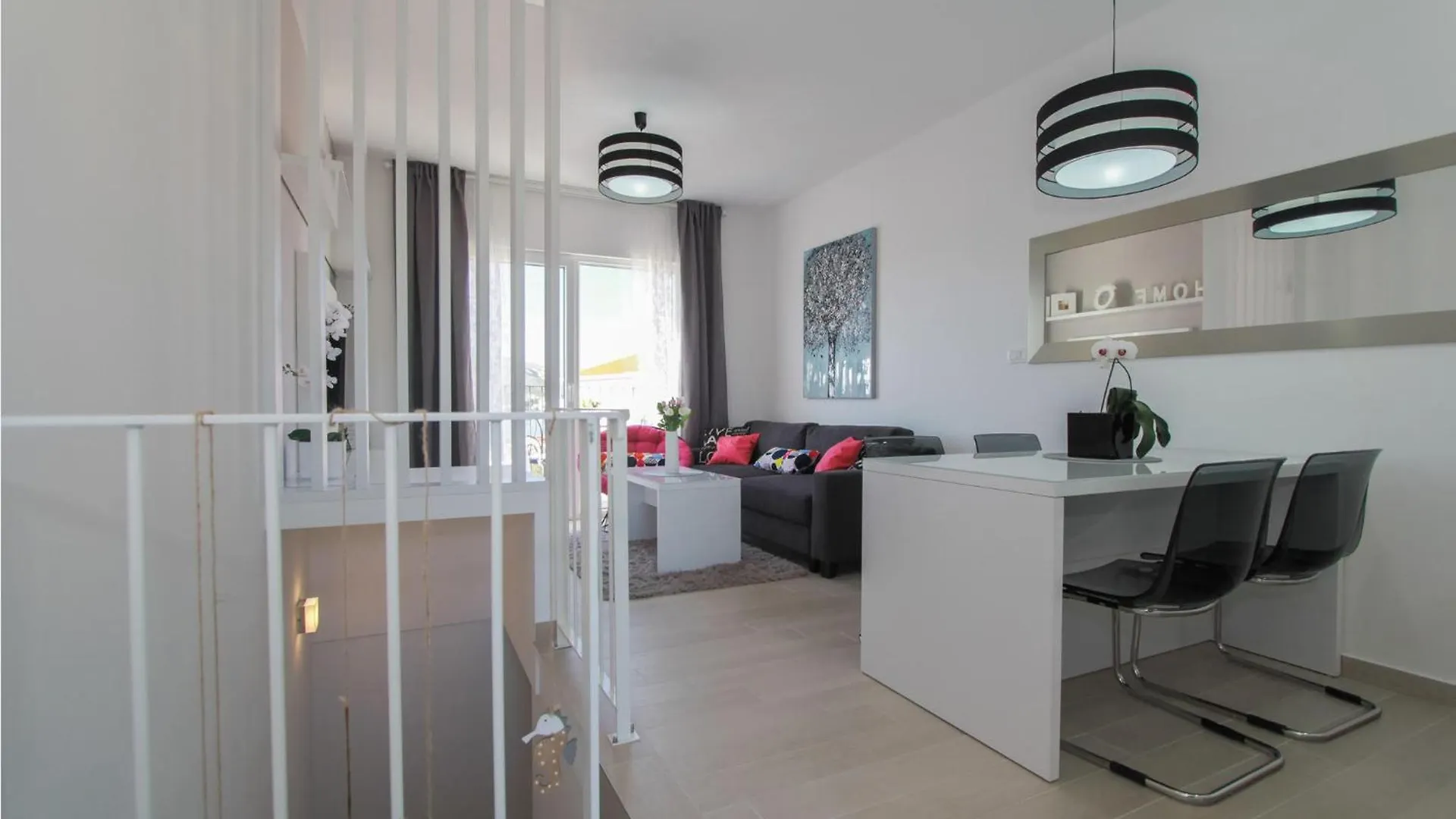 2 Bedroom Beautiful Apartment In Okrug Gornji Trogir 0*,