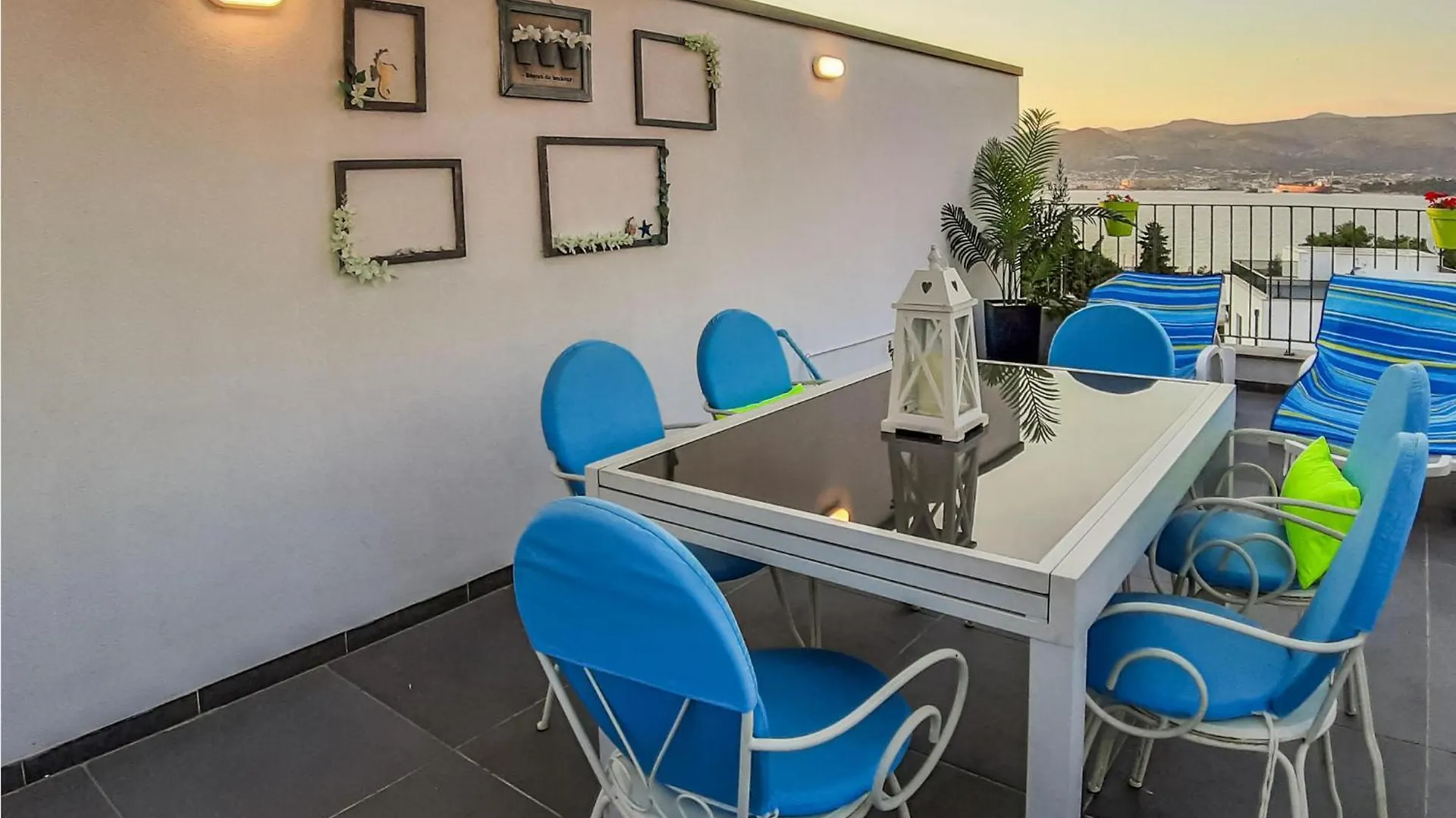 2 Bedroom Beautiful Apartment In Okrug Gornji Trogir Croatia